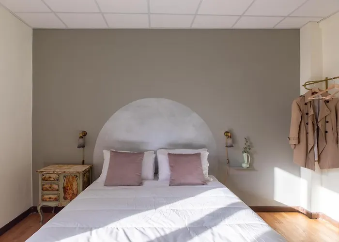 Iflat Trevi Fountain's Roomy&friendly Apartment