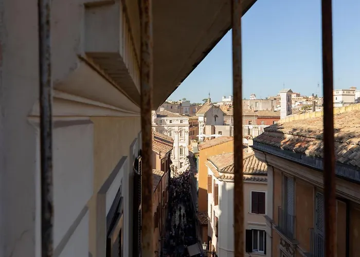 Apartment Iflat Trevi Fountain's Roomy&friendly Rom